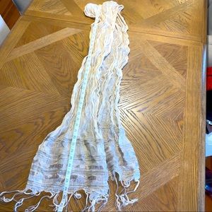 Linen scarf